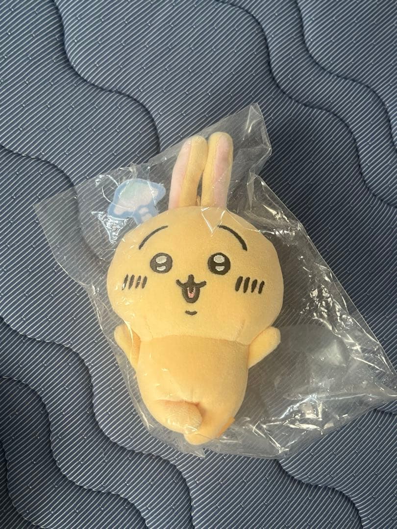 ちいかわ　森のキノコぷちマスコット　ハチワレ　うさぎ