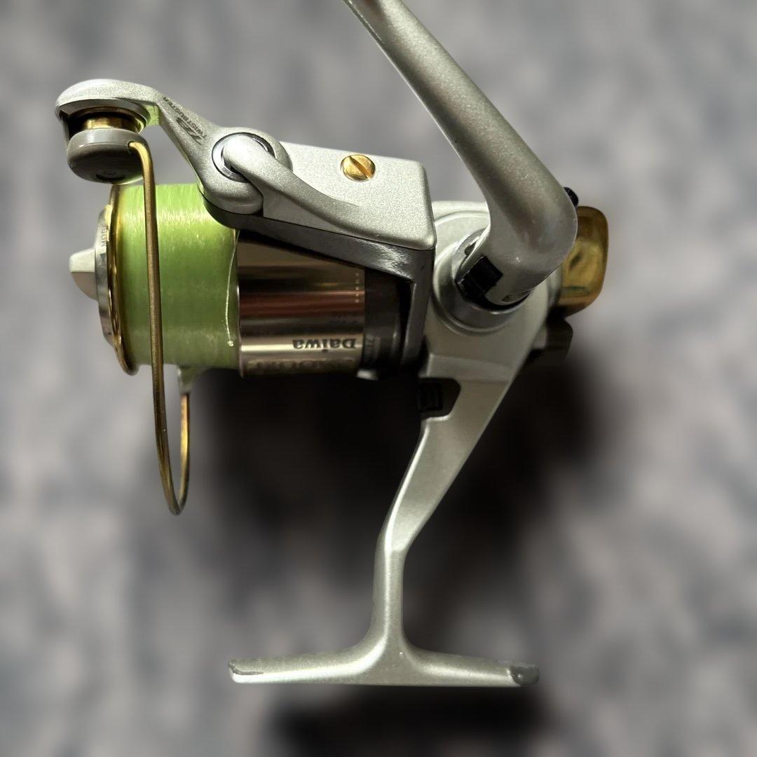 ダイワ トーナメントZ 2500iTスピニングリール