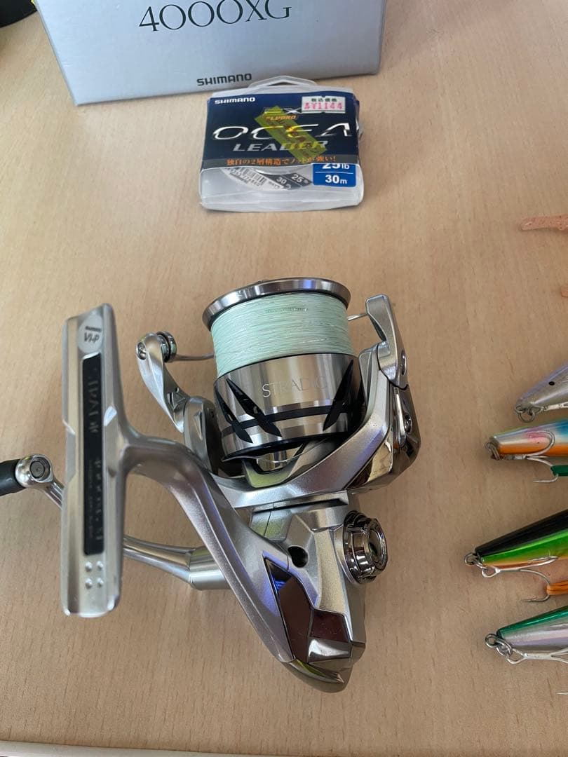 SHIMANO STRADIC 4000XG ルアー、メタルジグ引退品まとめ