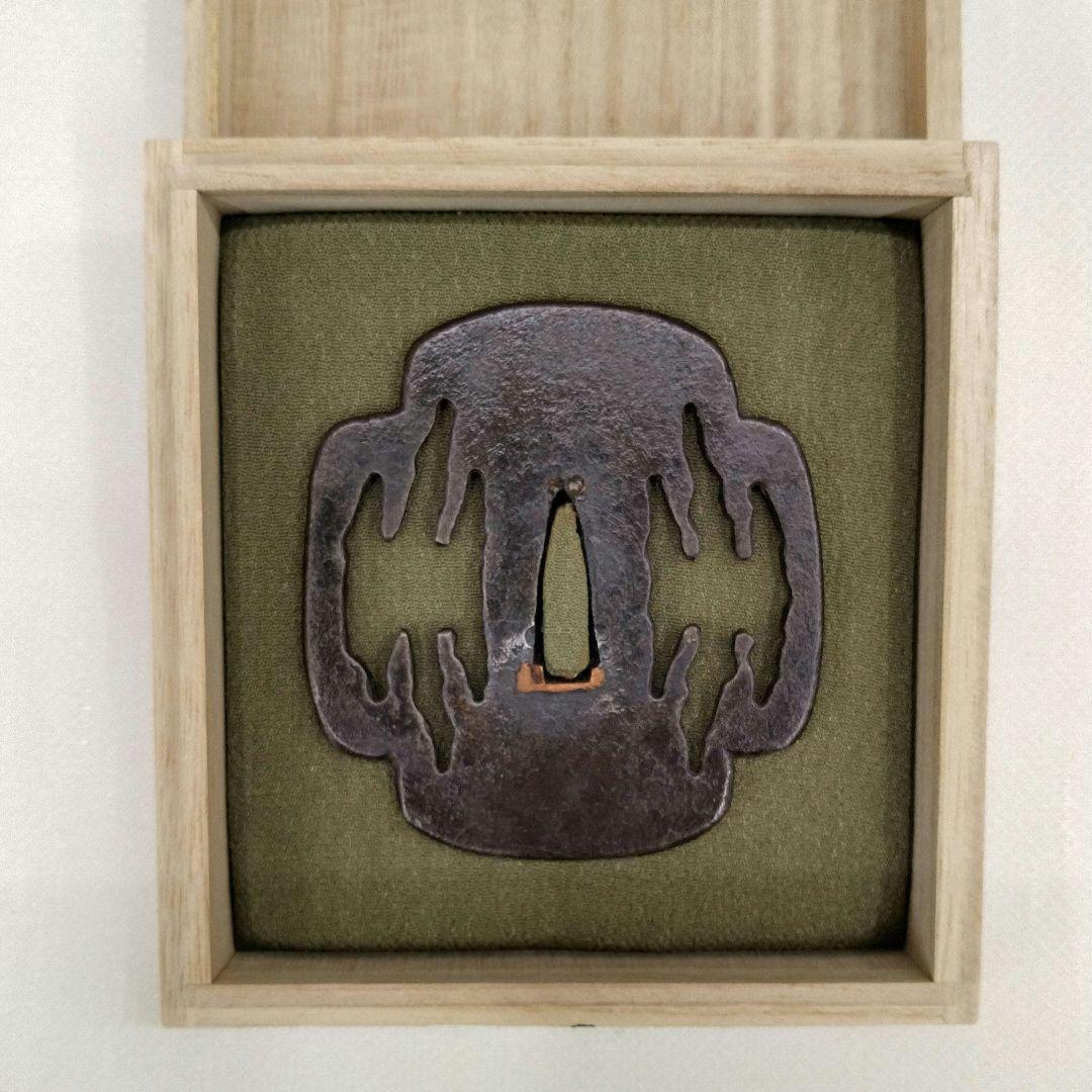 透かし鍔　柳生　尾張　氷柱　つらら　木瓜　透かし鐔　鍔　鐔　日本刀　アンティーク