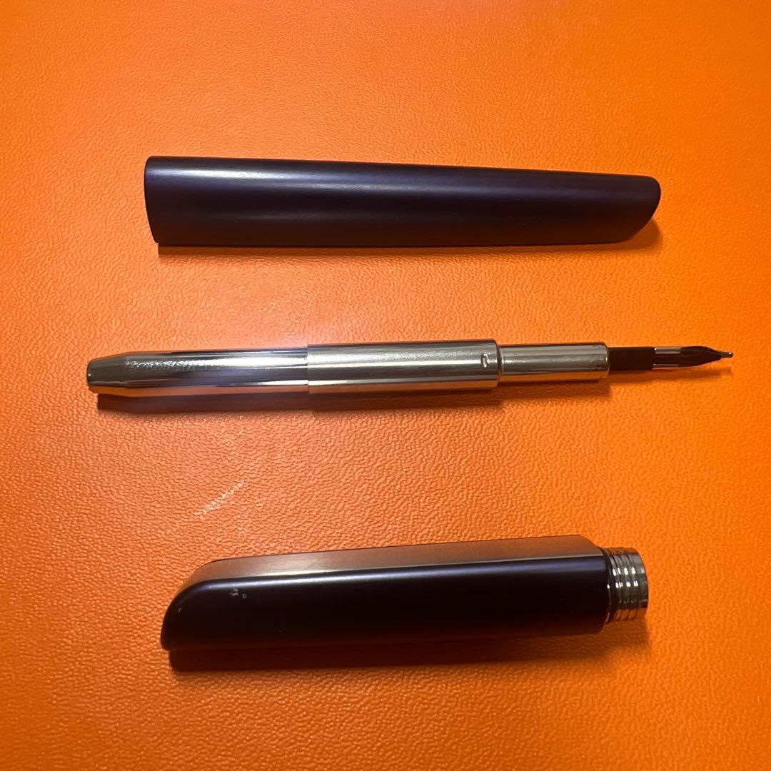 エルメス　ノーチラス　万年筆と革ケース