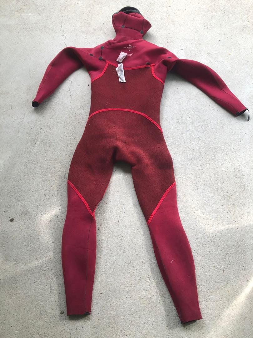 クイックシルバー　フード付きブラック