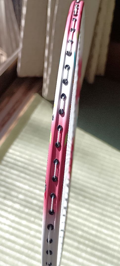 ヨネックス　ナノフレア70　4U5