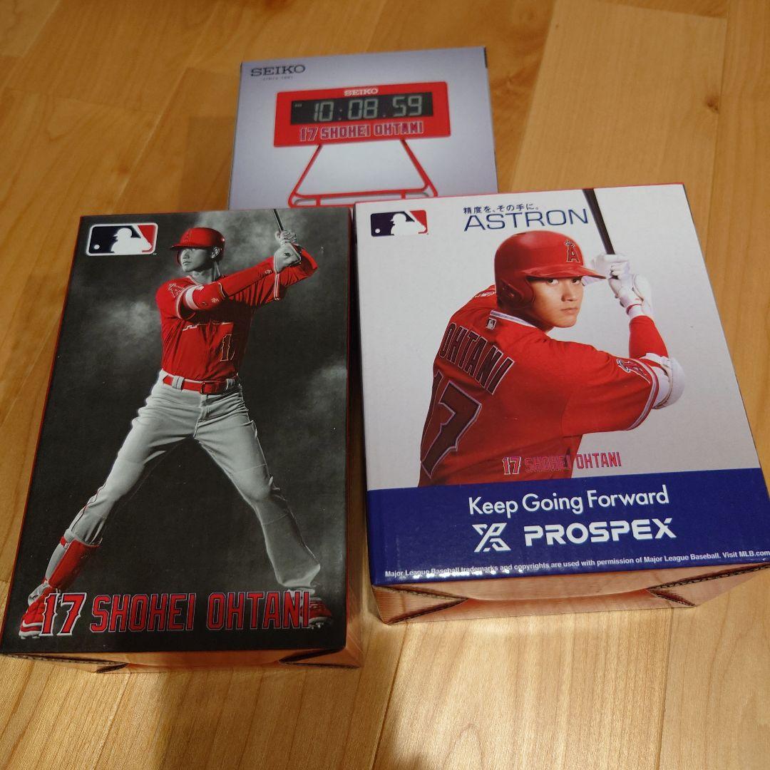 大谷翔平×ASTRON　ボブルヘッド人形　デジタルクロック