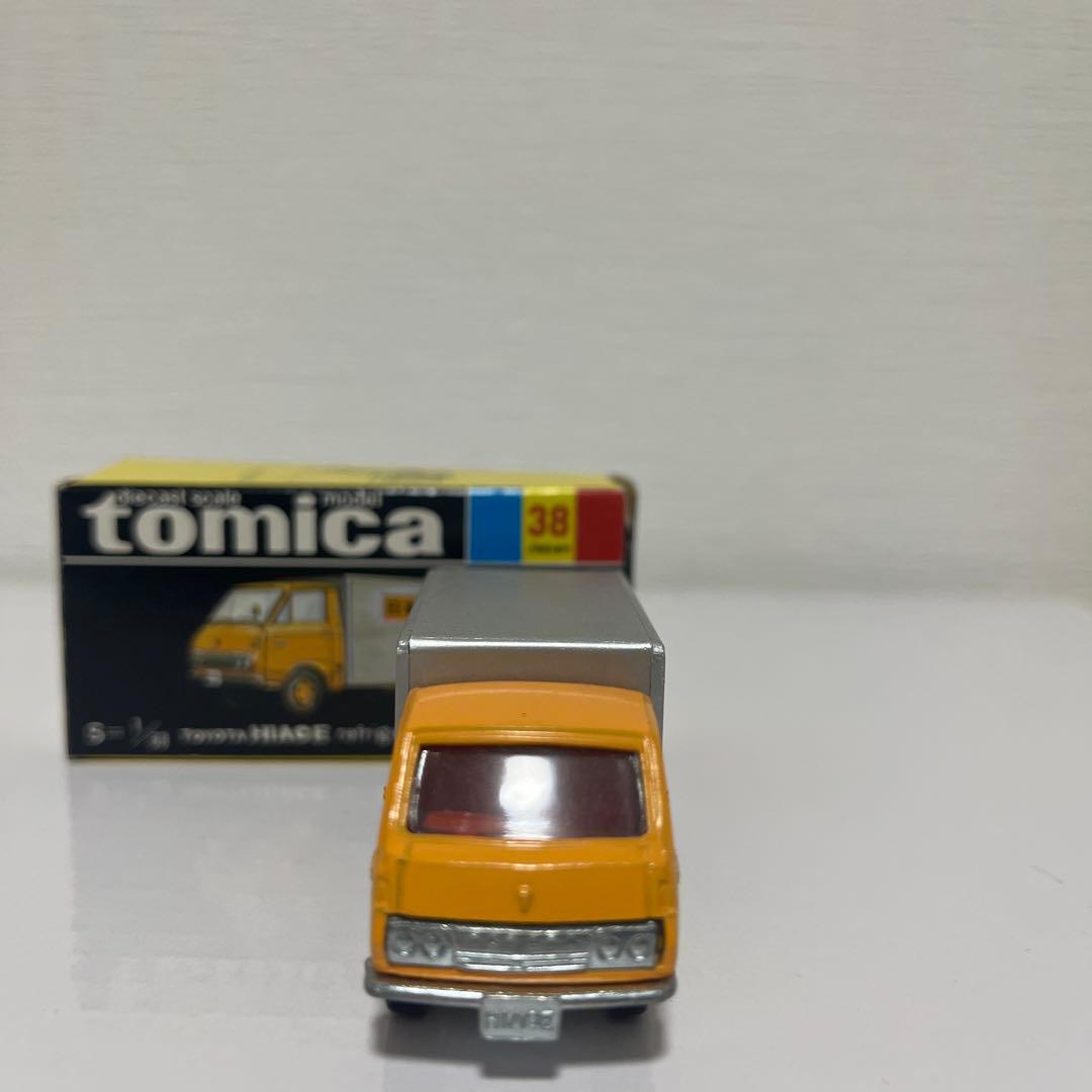 トミカ 38 日本通運 ハイエース　ミニカー