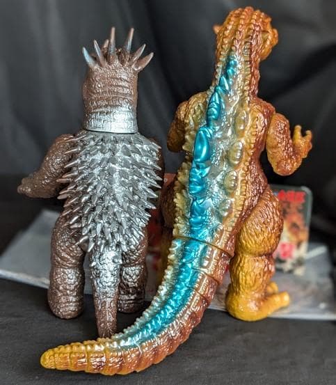 逆襲ゴジラ（Ｍ１号）＆アンギラス（ブルマァク）ソフビフィギュア２体セット