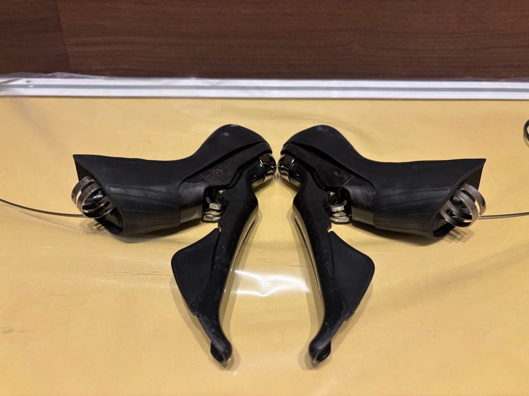 パーツ SHIMANO ULTEGRA ST-R8020