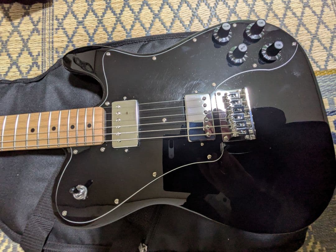 Squier by fender telecaster deluxe　black