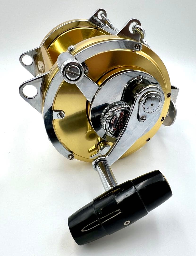 PENN ペン インターナショナル80W トローリングリール