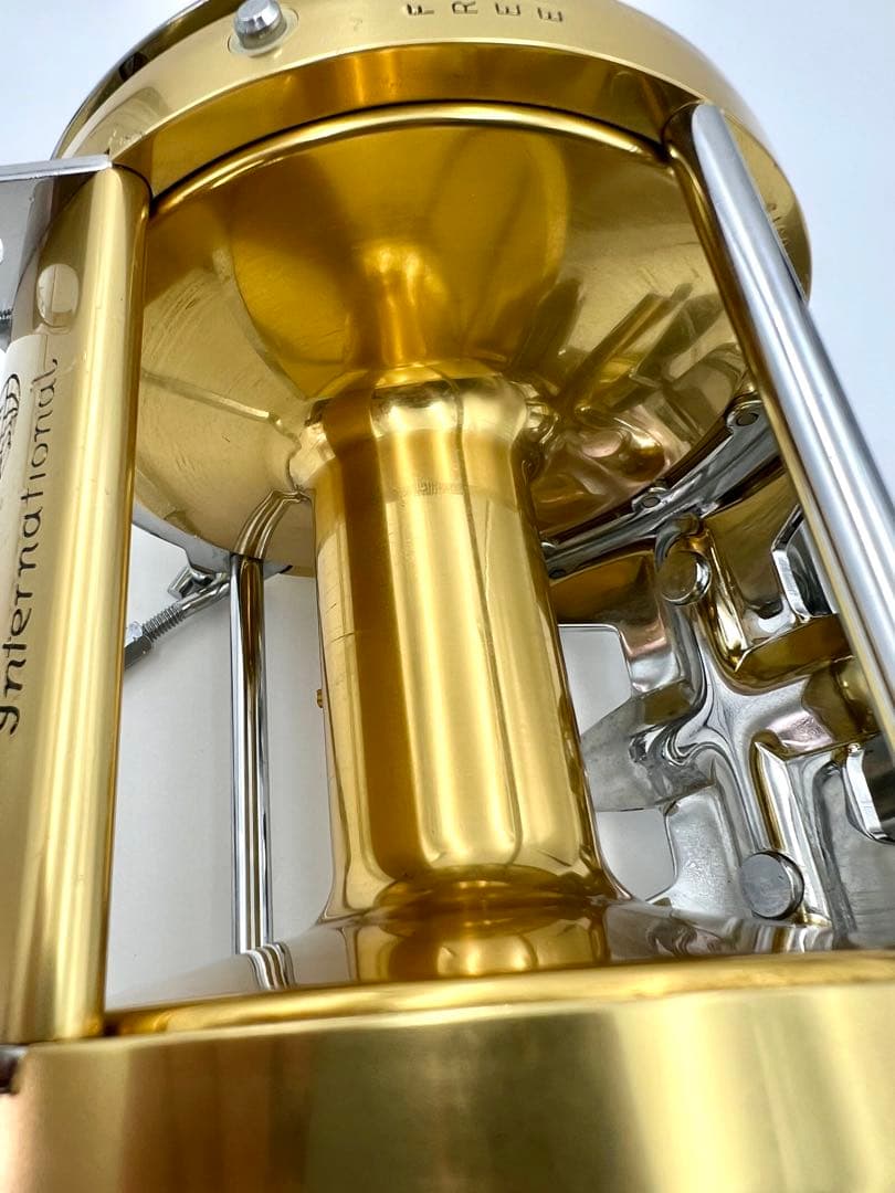 PENN ペン インターナショナル80W トローリングリール