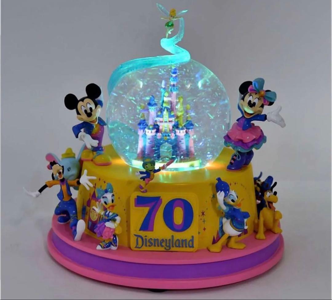 ディズニーキャラクター スノードーム ミュージック＆ライトアップ 70周年