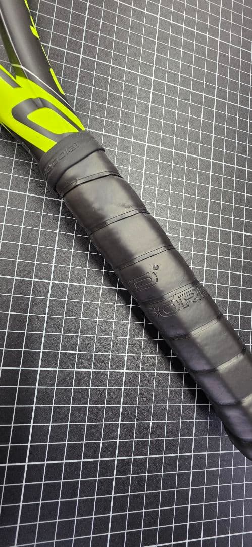 バボラ☆Babolat Pure Aero #2　振動止め付！