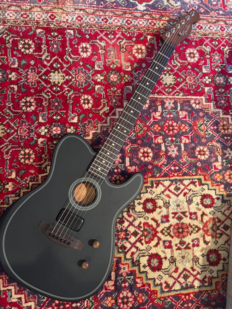 【ほぼ新品】Fender アコスタソニックスタンダード　ブラック　保証付