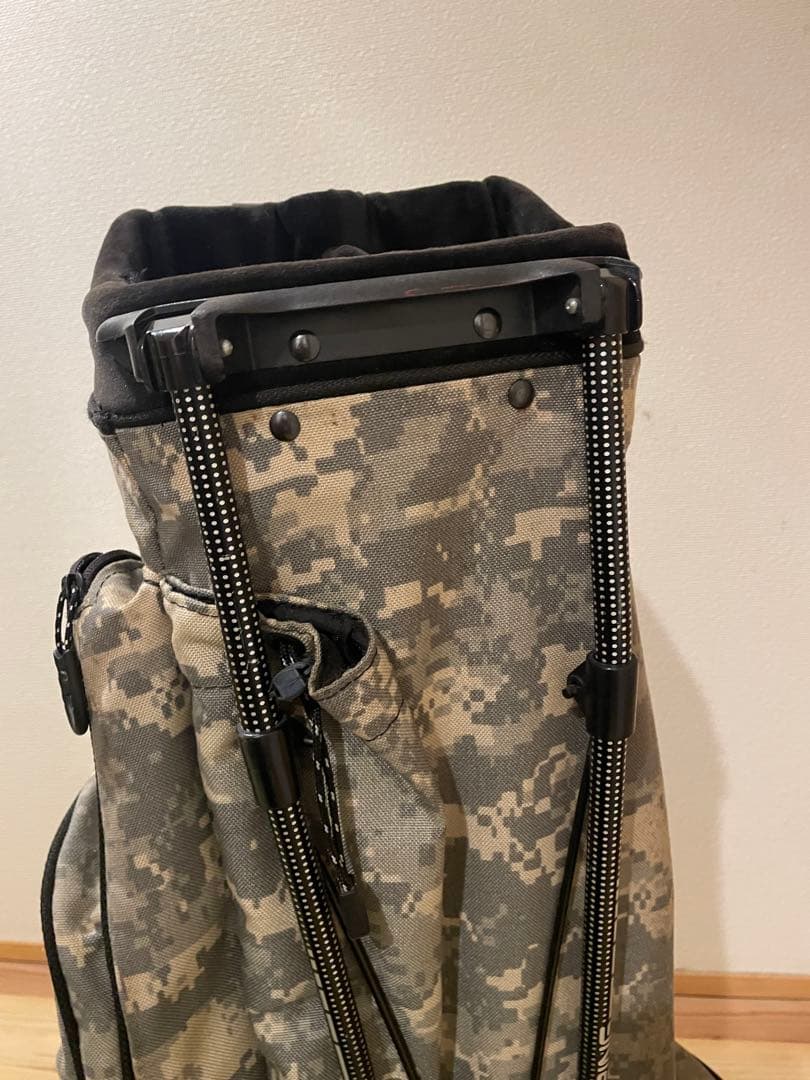 R*E様 アメリカ限定　PING HOOFERデジタルカモ柄　レアキャディバッグ
