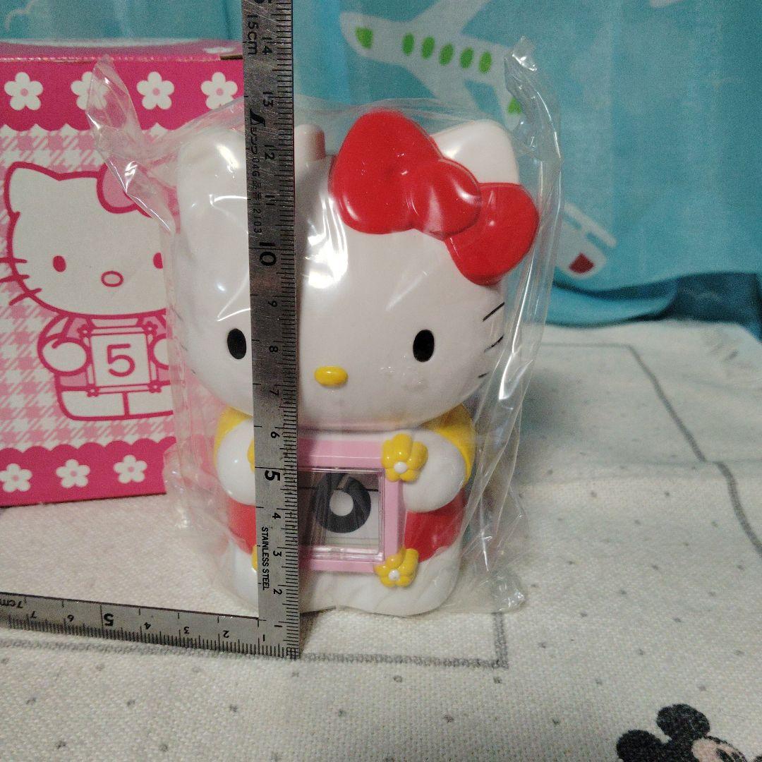 ハローキティ クルクル卓上カレンダー