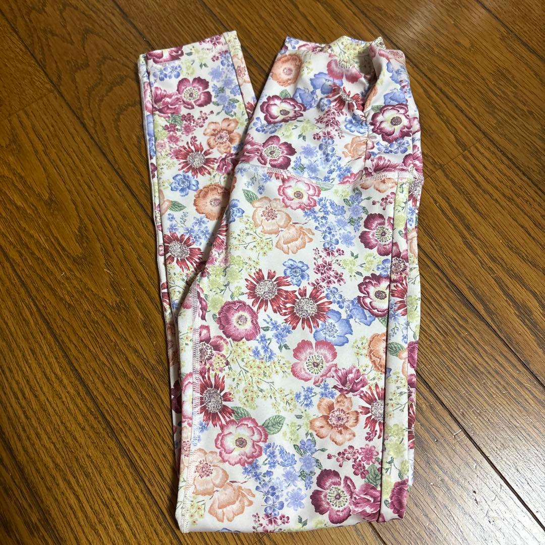 SUKALA ウェア上下セット Sサイズ