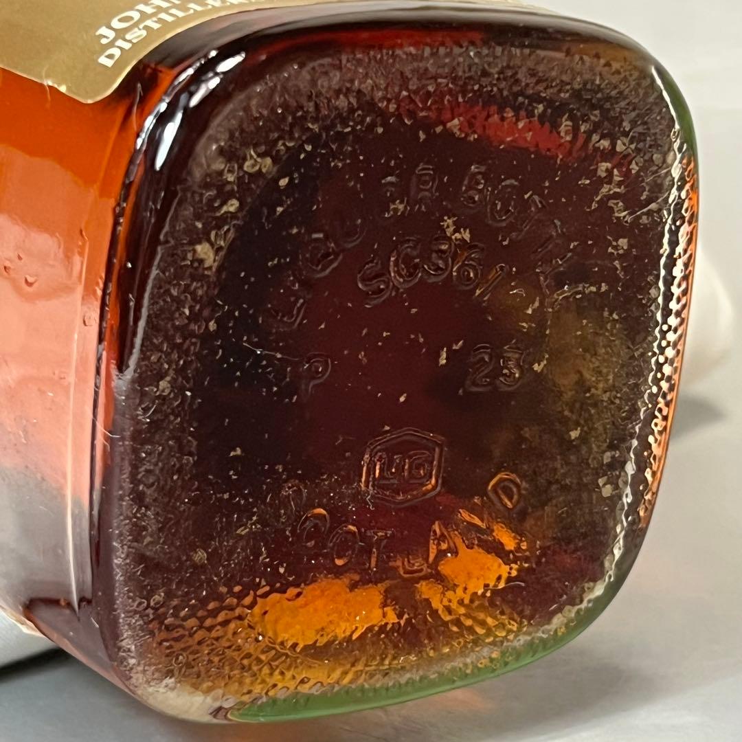 J*1様 未開栓 古酒 ジョニーウォーカー 黒ラベル キングサイズ ジョニ黒 箱