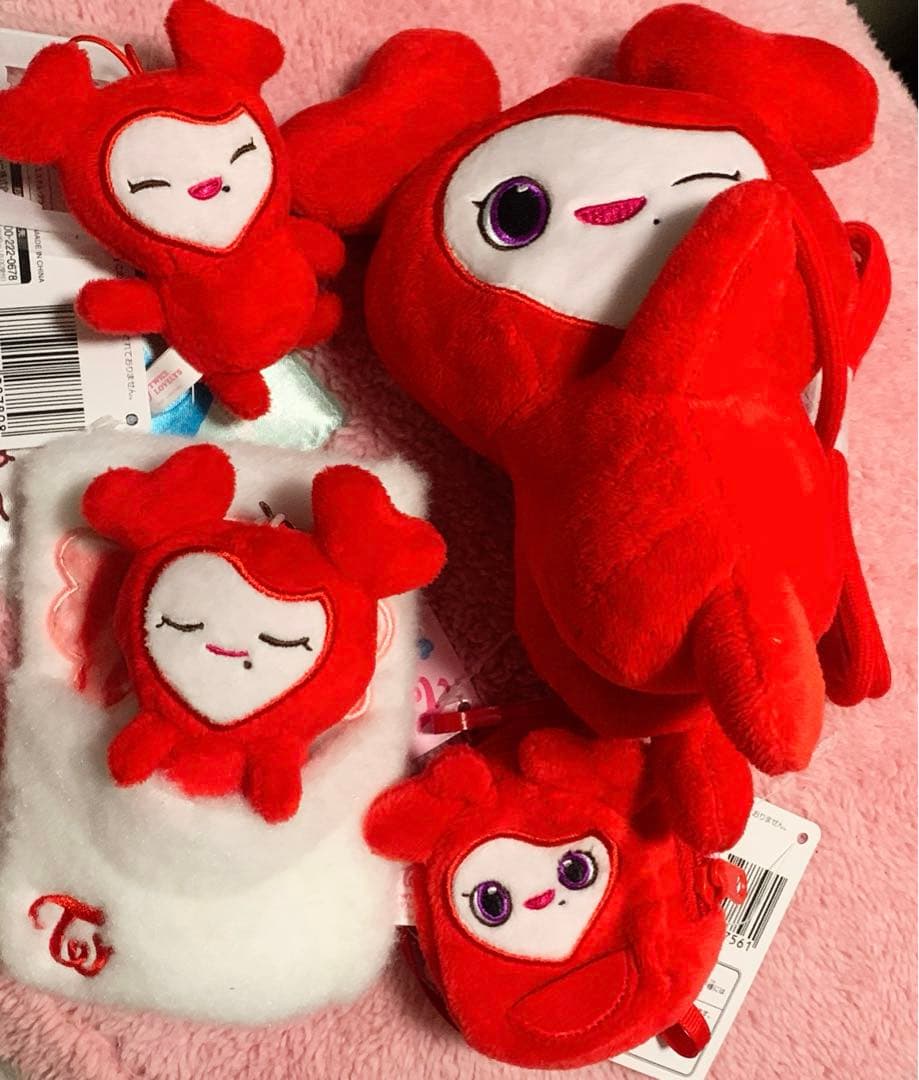 TWICE LOVELYS チェヨン　4点セット