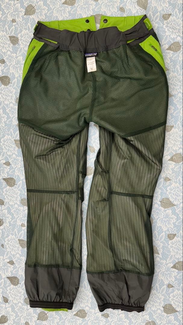 patagonia スキー /スノーボードウェア ブラウン/グリーン 男性用 M