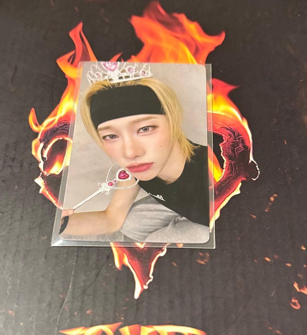 XLOV JUMPUP ルイ トレカ 공주ver.