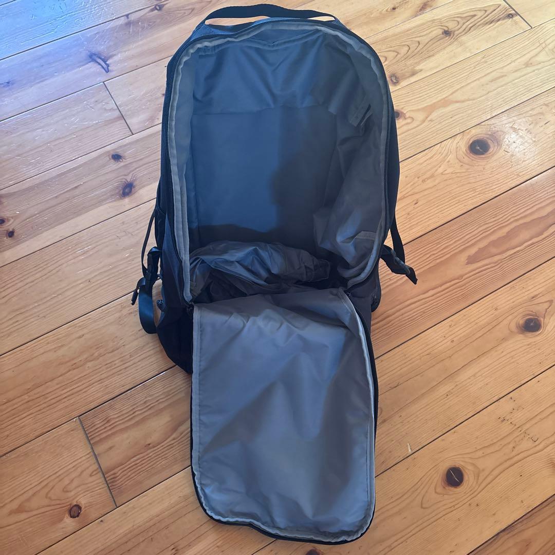 美品　アスレタ大容量リュック　50L