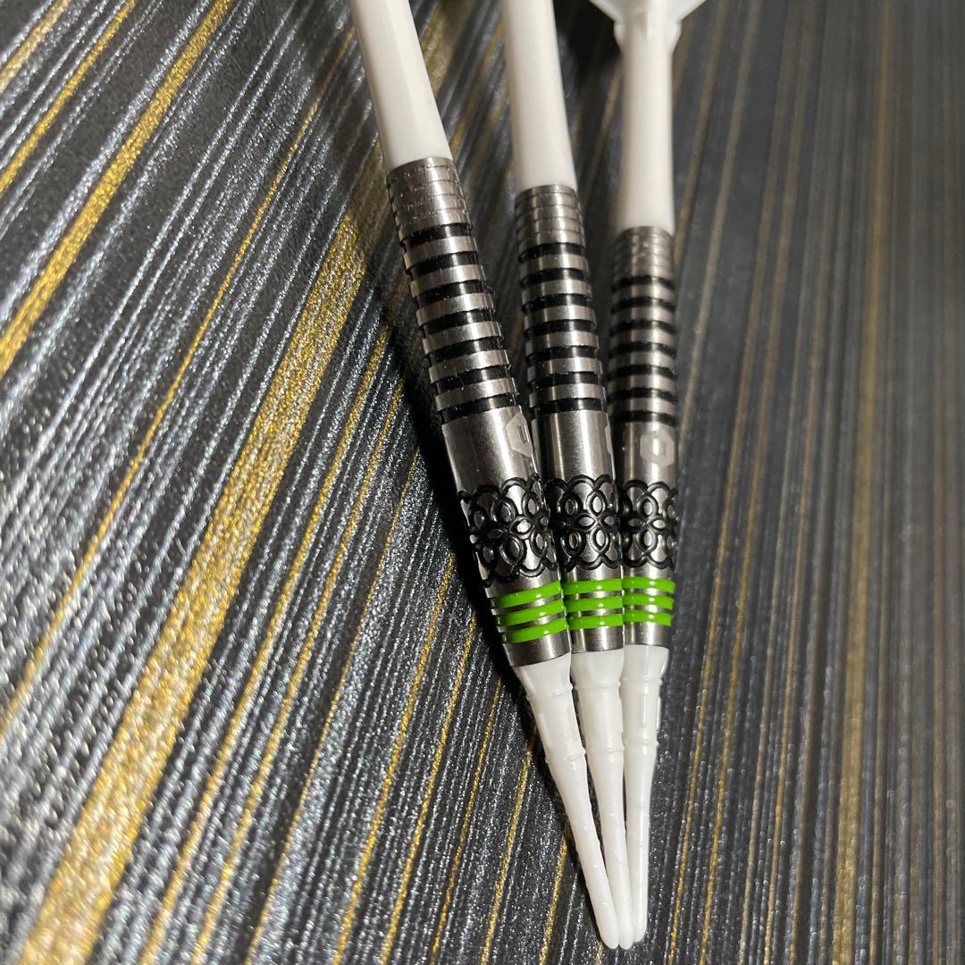 定価17000円 ソフトダーツ 酒井素 プロ バーサス 21g 投げやすい