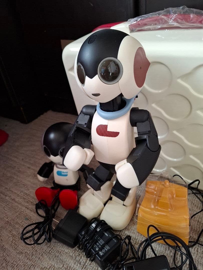 Robi完成品&マイルームRobiJr.ロボットおもちゃ 充電器付き