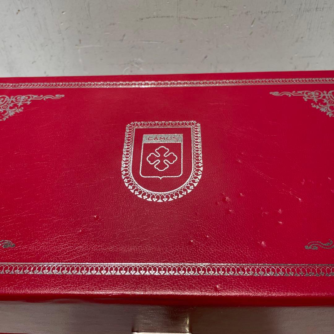 カミュ CAMUS バカラボトル シルバートップ 空瓶 化粧箱