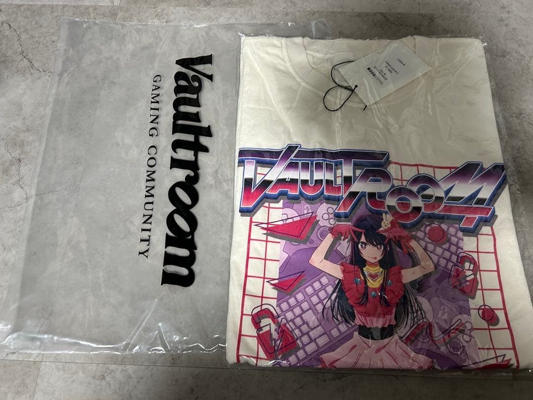 VAULT ROOM 推しの子 星野アイ Tシャツ