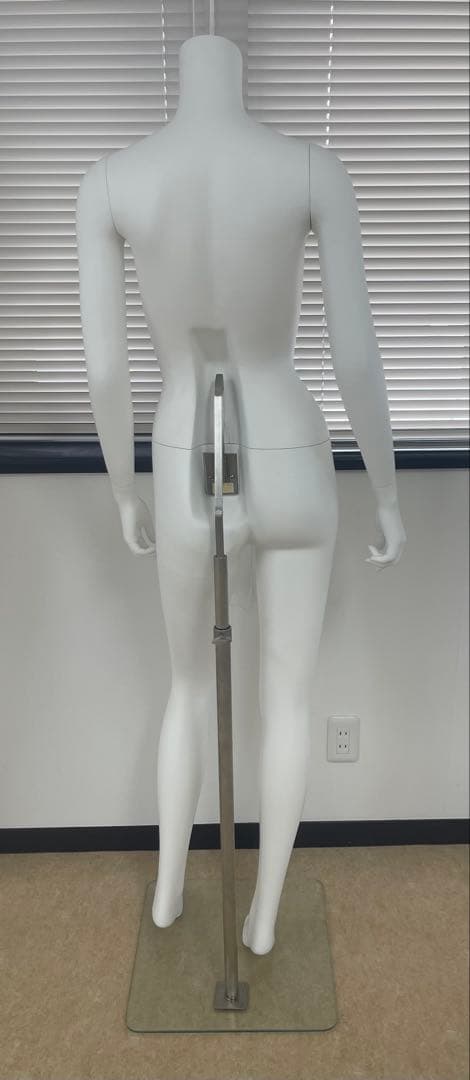 有名アパレル使用 全身レディースマネキン美品（送料込）　 一人で着替え楽チン仕様