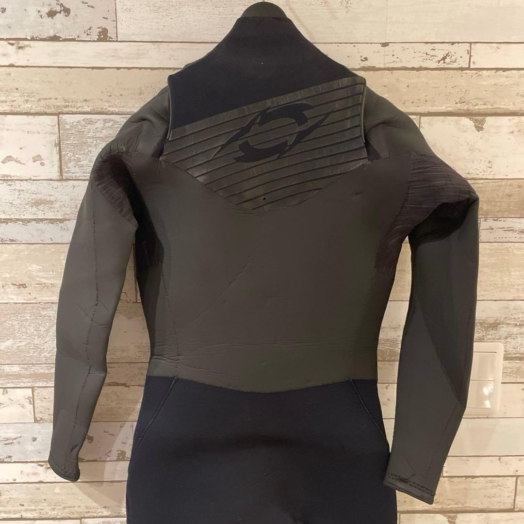 【CYBER メンズML 】170cm 63kg セミドライ 裏起毛 4/3ミリ