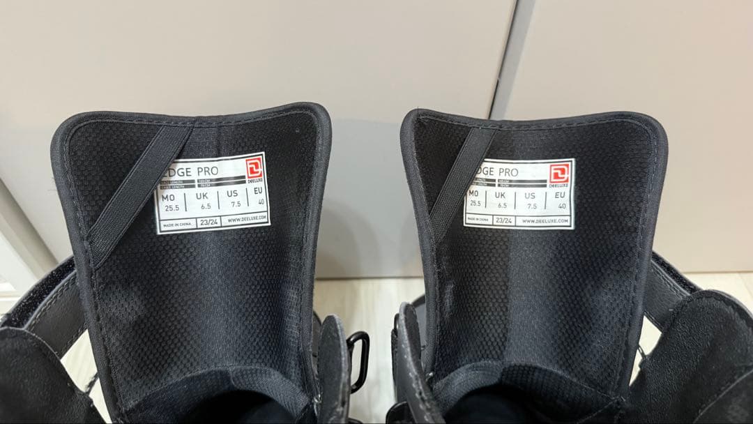 【23/24】DEELUXE EDGE PRO 25.5cm