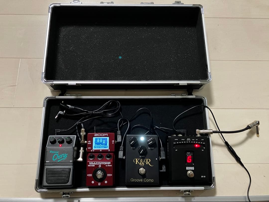 ベース　エフェクターセット　おまけ付き。