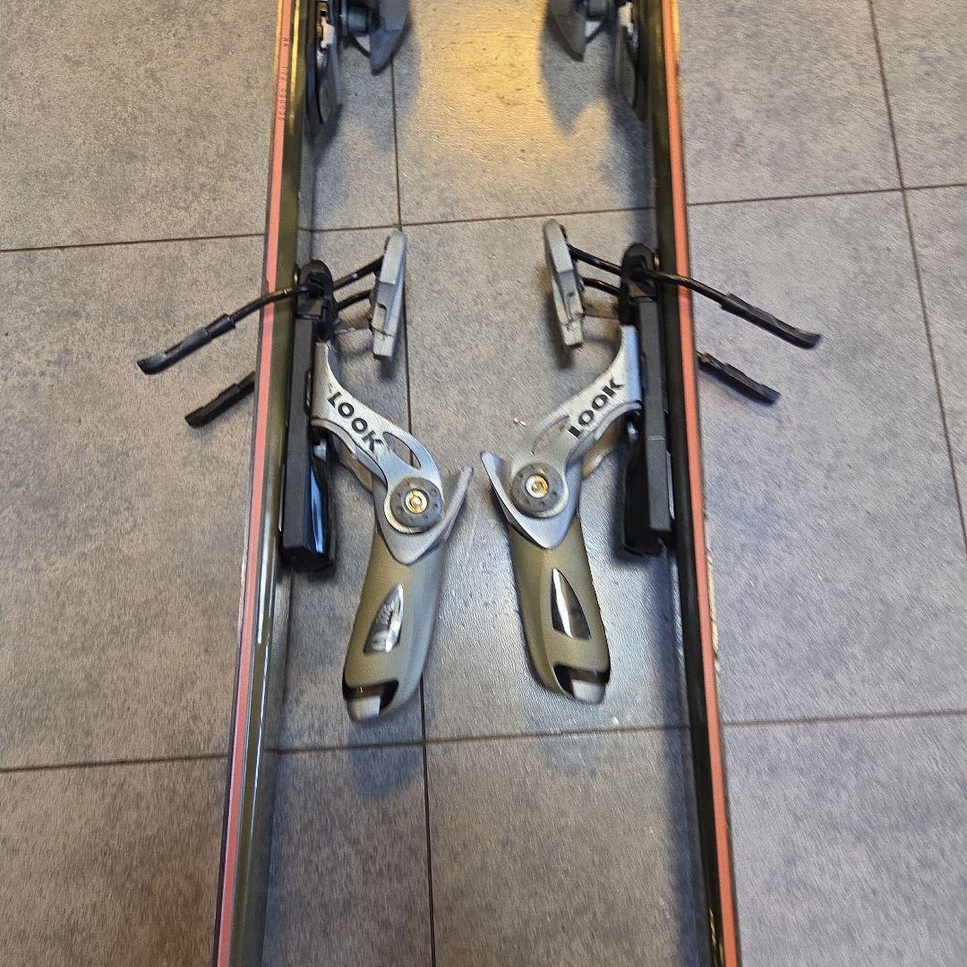 ID one スキー板（MR172-A）