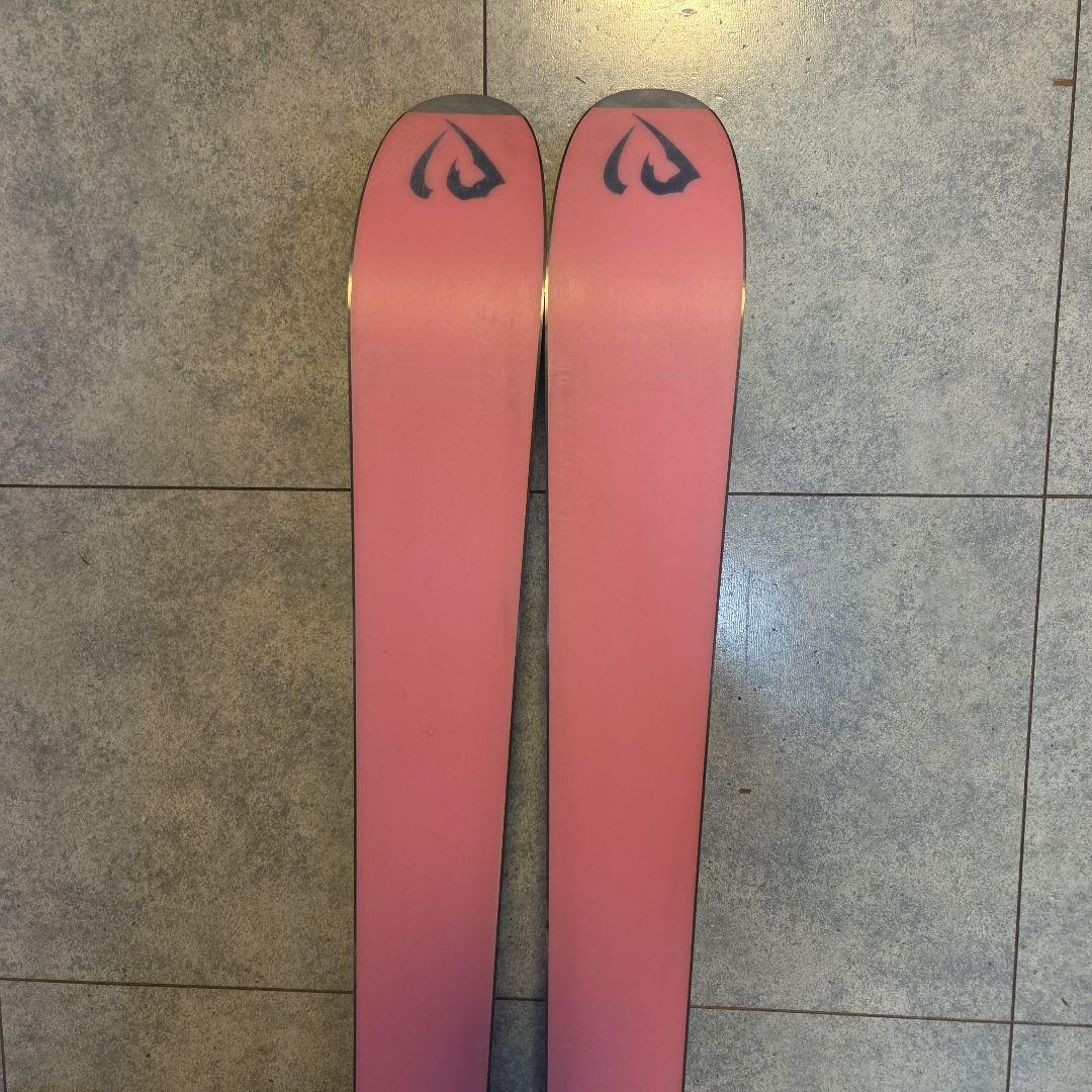 ID one スキー板（MR172-A）