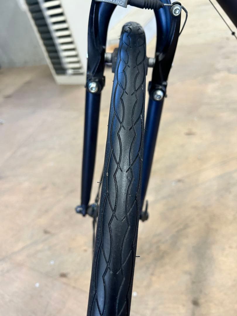 NESTO クロスバイク ネイビー 7段変速