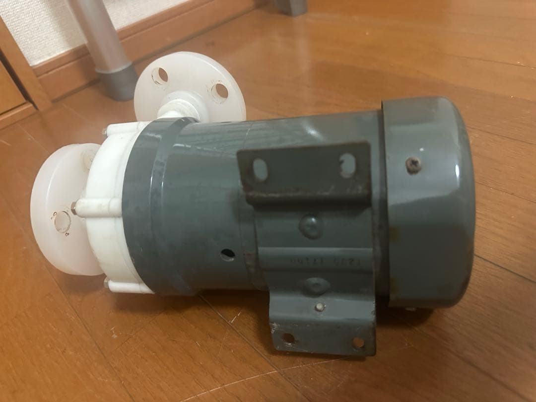 iwaki magnet pump モデル　MD-70RM-FL