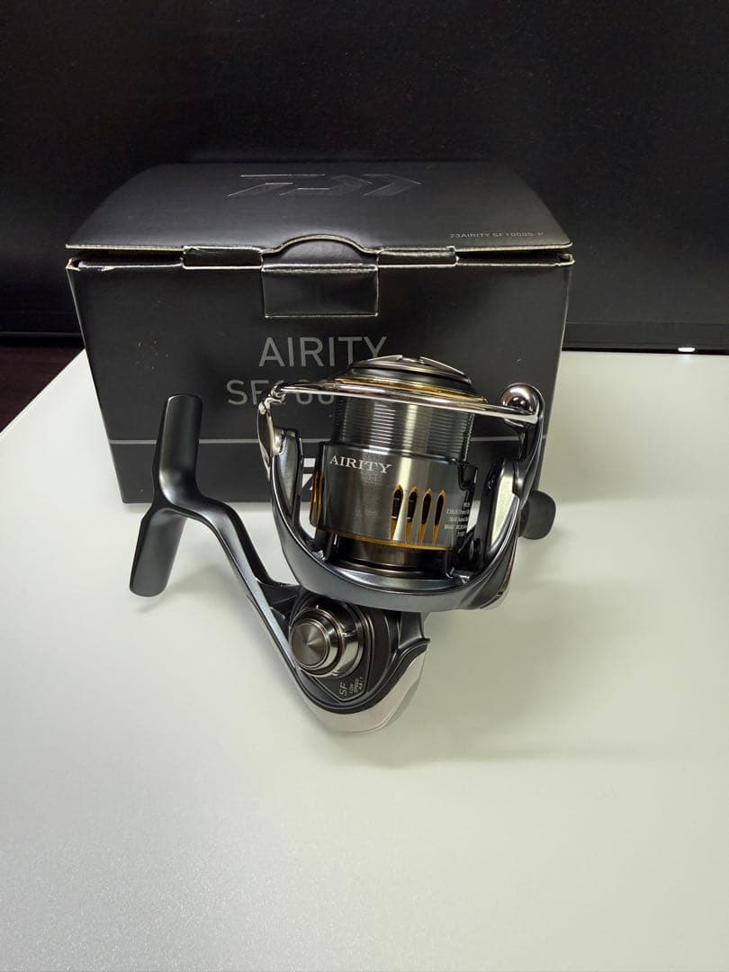 AIRITY SF 1000S-P スピニングリール