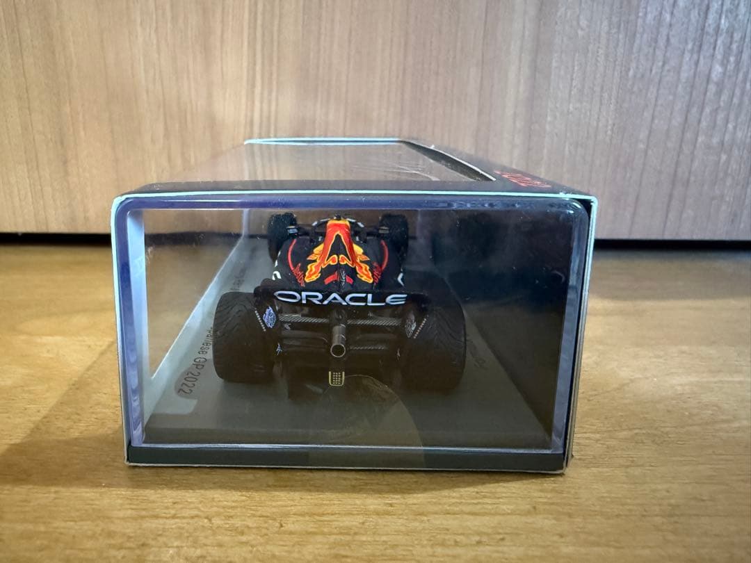 激レア　F1 ドライバー　max verstappen 直筆サイン入りトミカ