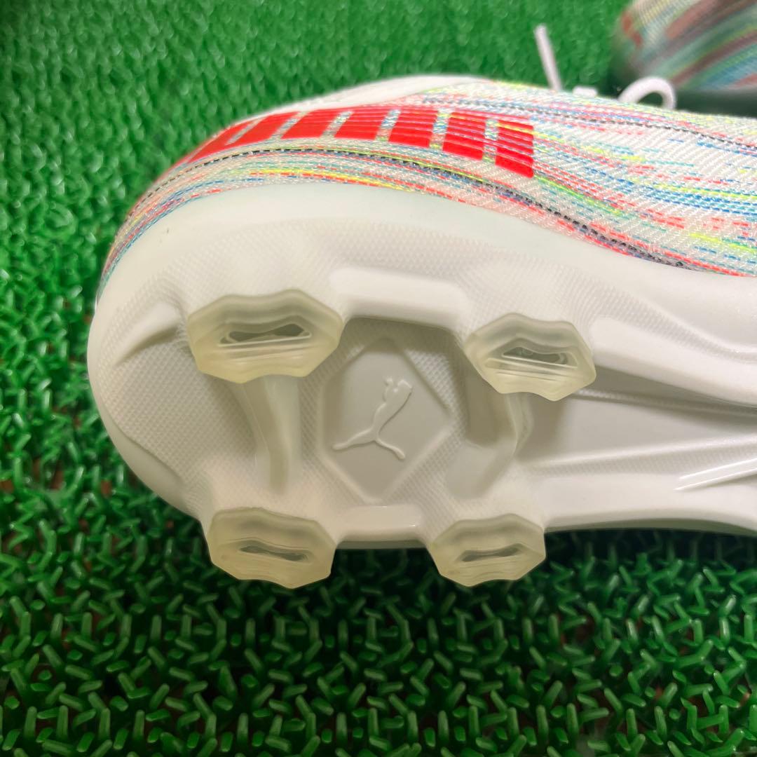 プーマ サッカースパイク プーマ ウルトラ 1.2 HG(ホワイト×レッド)