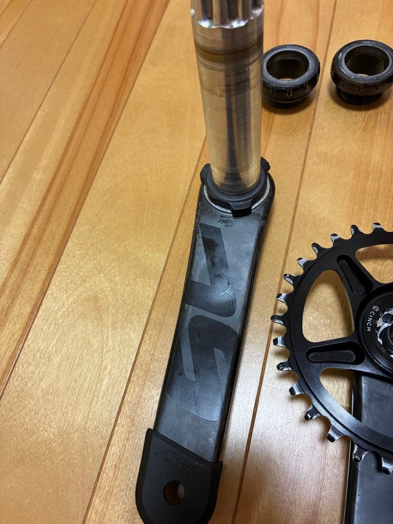 Race face カーボンクランク2本セット　パワーメータ仕様　BB他付属