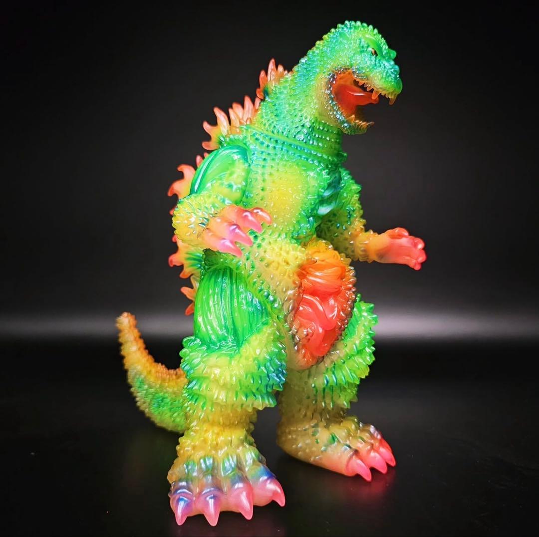 赤目天使　ゴジラ　蓄光