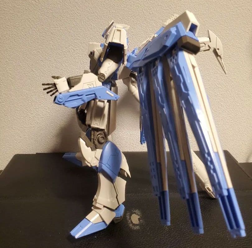 海外製　1/144 Hi-νガンダム