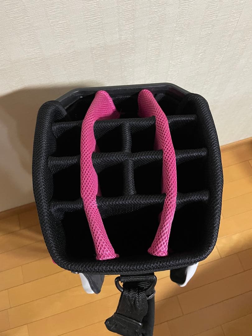 TaylorMade 超軽量2.3Kg キャディバッグ14分割グレー/ピンク