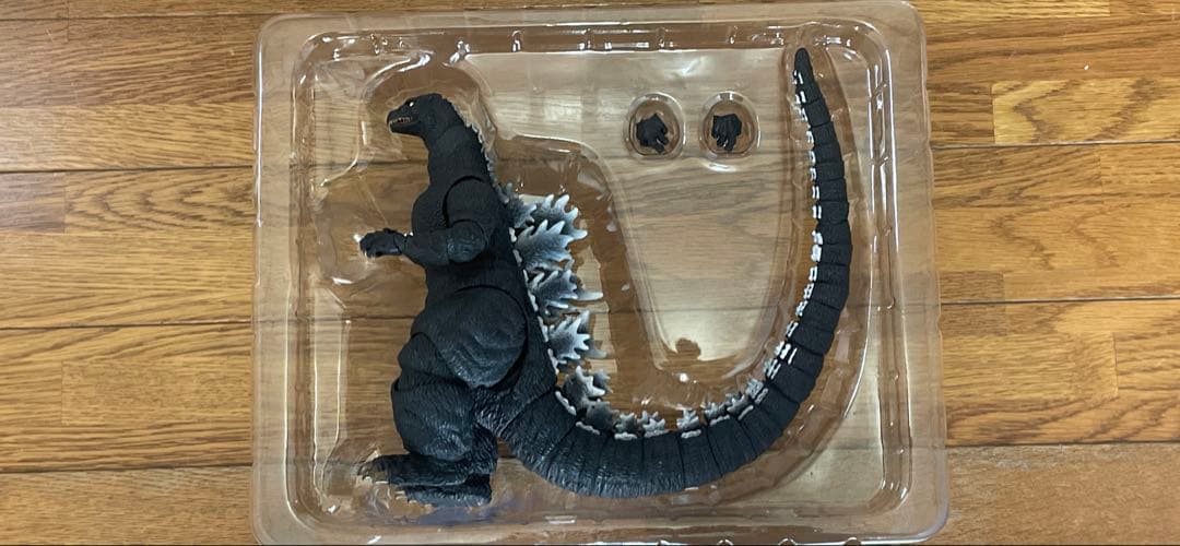 【☆もうすぐ終了！早い者勝ち！美品！】ゴジラvsキングギドラ(ハイヤトイズ)