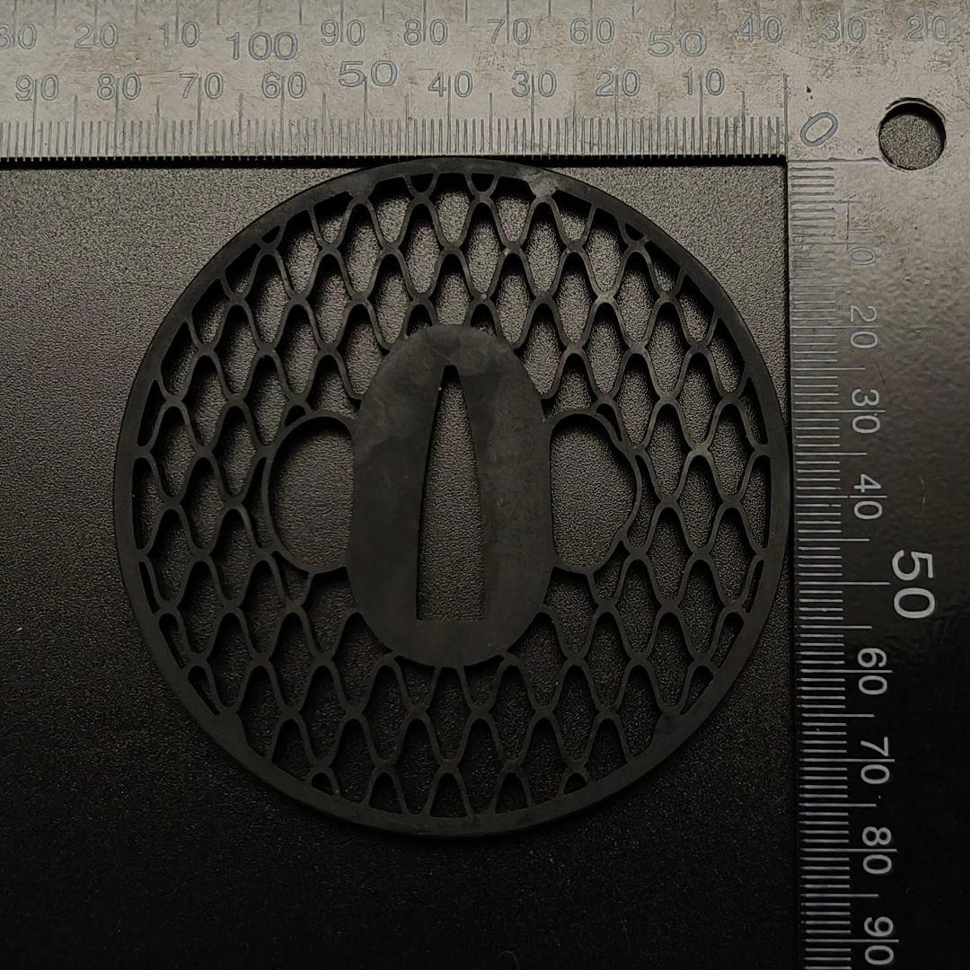 刀鍔　綱の図　鉄製　金工品　細工　職人作　日本刀装具　鍔　つば　刀剣美術