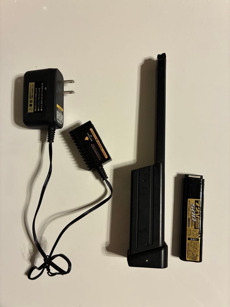 東京マルイH&K USP 18歳以上電動ハンドガン　バッテリー付き