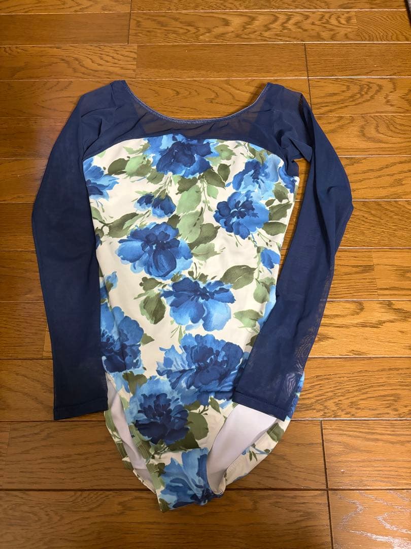 スティナ　stina バレエ　レオタード　長袖　Sサイズ　ブルー