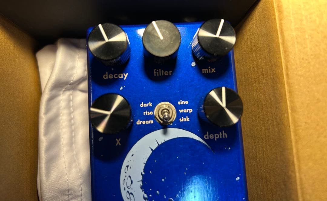 Walrus Audio ( ウォルラスオーディオ ) Slo