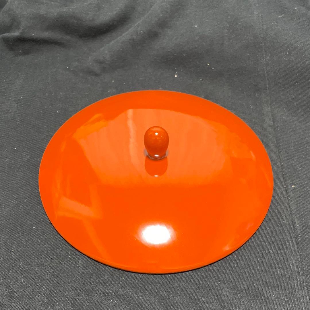 うるし塗装　オレンジ色の丸型菓子器 蓋付き　日本茶